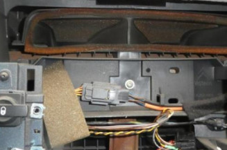 Aile avant droit CITROEN C4 1