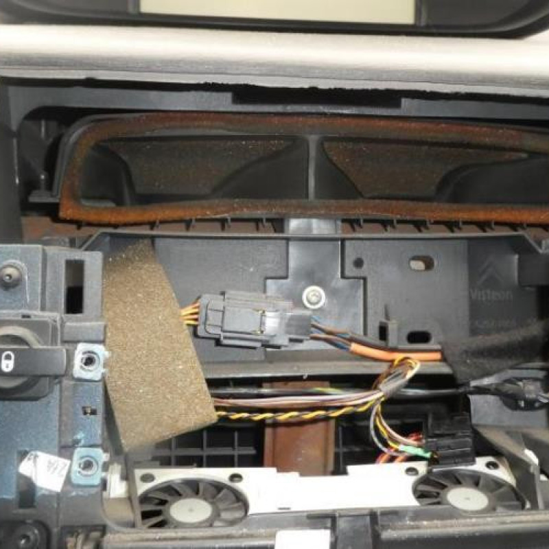 Aile avant droit CITROEN C4 1 Photo n°9