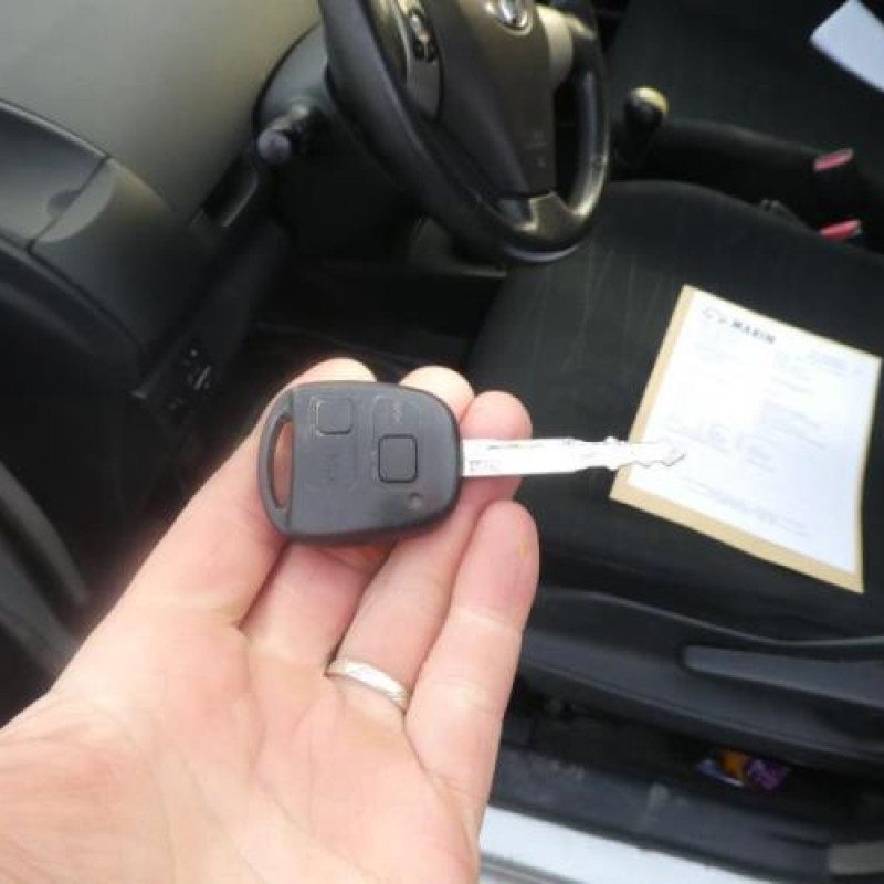 Porte arriere droit TOYOTA YARIS 2 Photo n°5