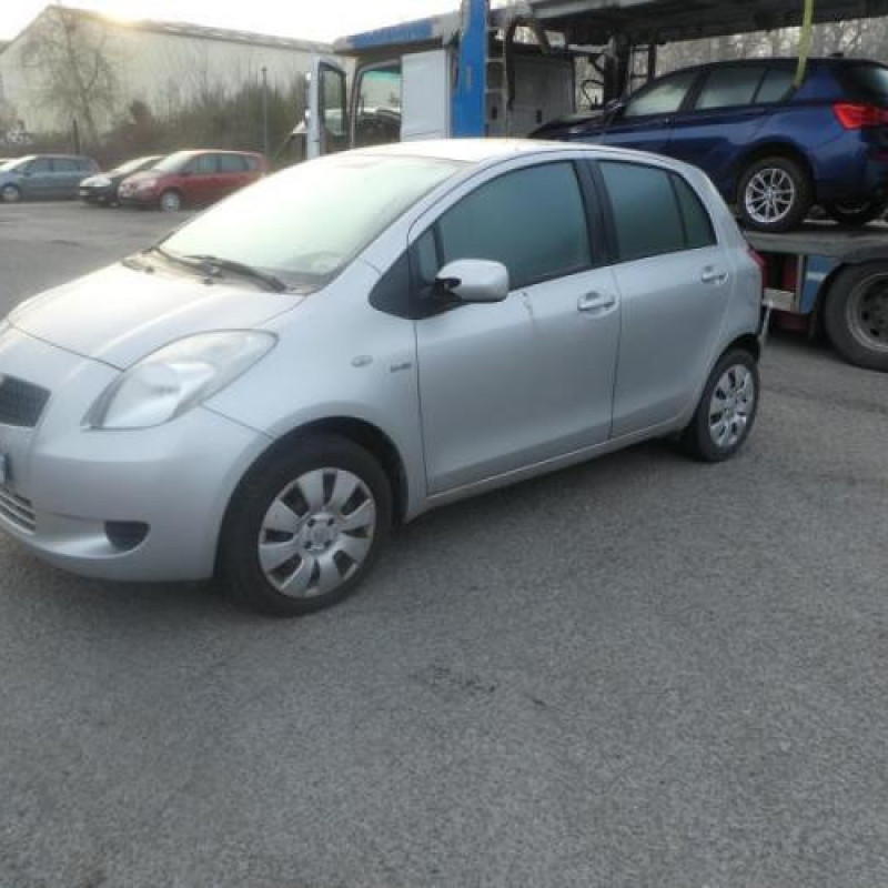 Porte arriere droit TOYOTA YARIS 2 Photo n°6