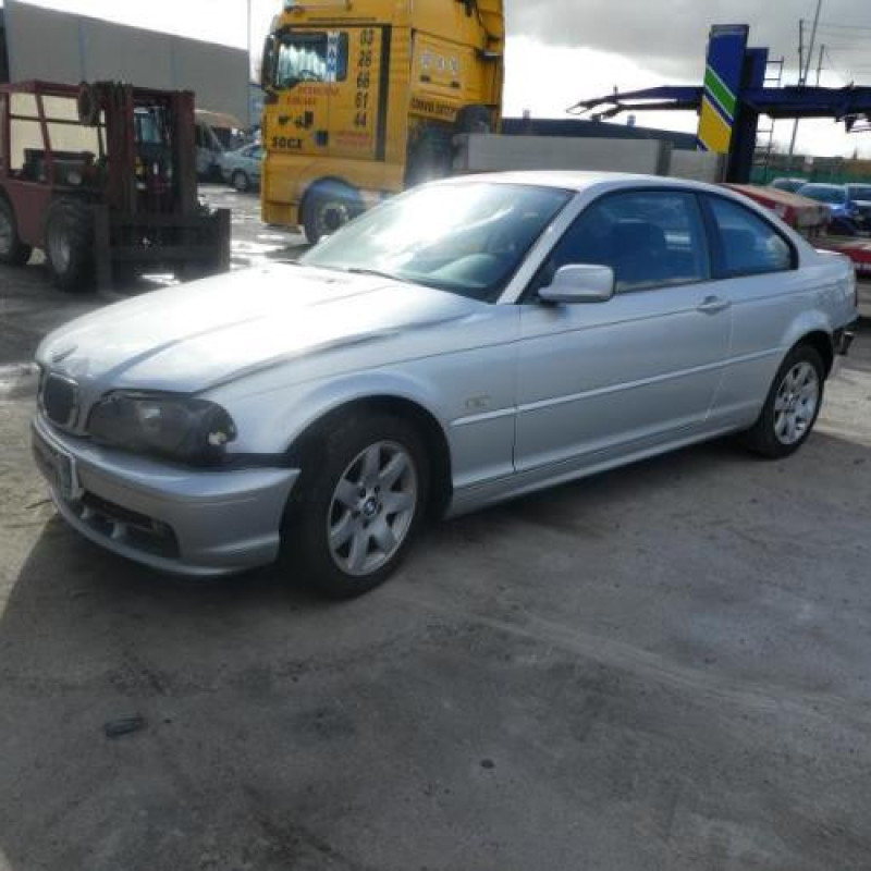 Malle/Hayon arriere BMW SERIE 3 E46 Photo n°4