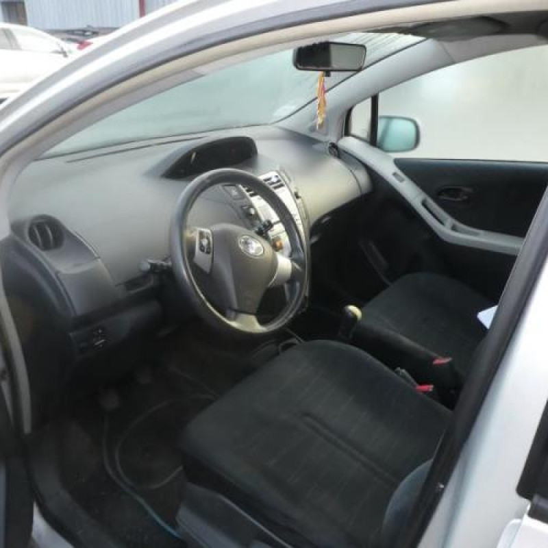 Porte arriere droit TOYOTA YARIS 2 Photo n°11