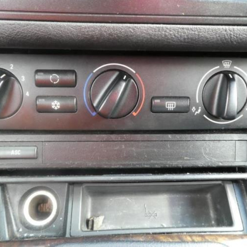 Malle/Hayon arriere BMW SERIE 3 E46 Photo n°8