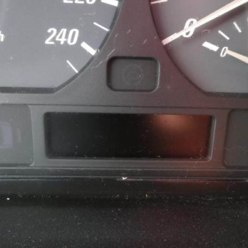 Malle/Hayon arriere BMW SERIE 3 E46 Photo n°12