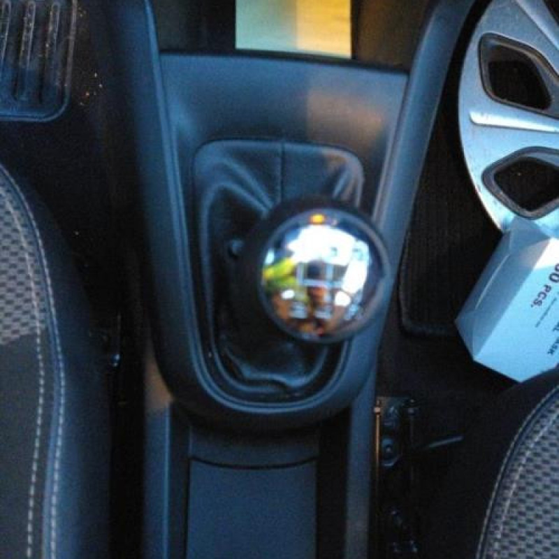 Malle/Hayon arriere CITROEN C3 2 Photo n°7