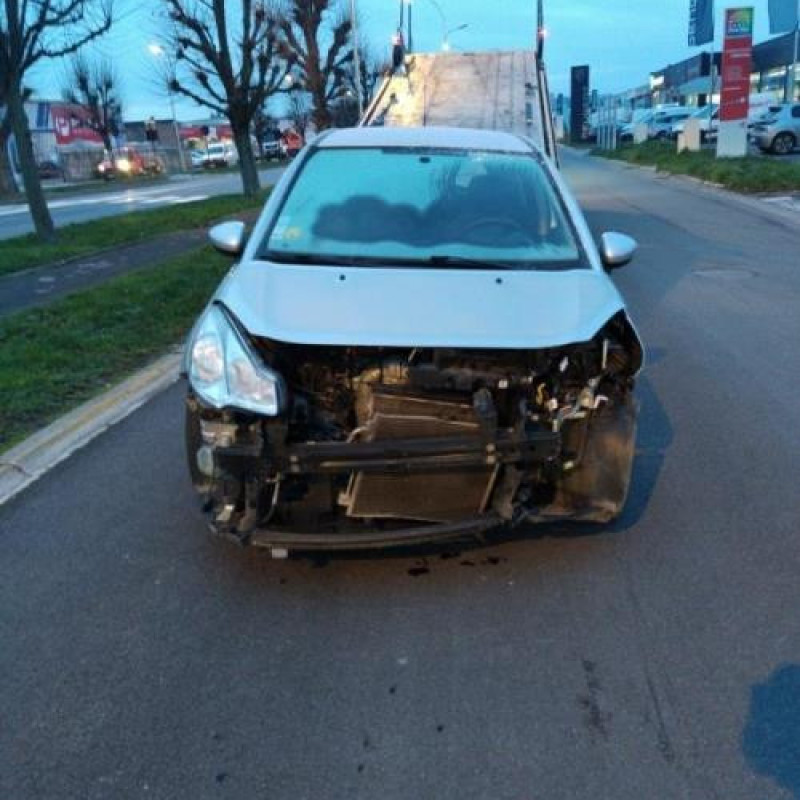 Malle/Hayon arriere CITROEN C3 2 Photo n°11