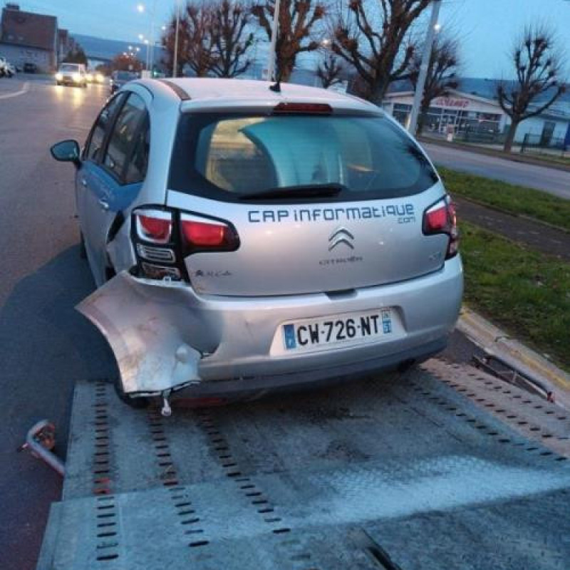 Malle/Hayon arriere CITROEN C3 2 Photo n°13