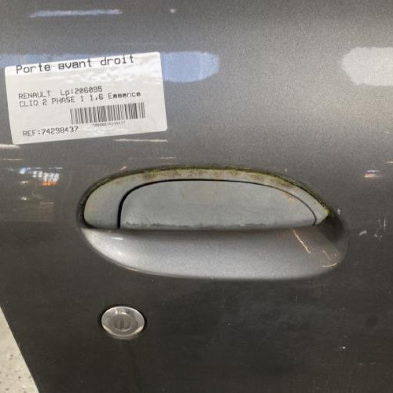 Porte avant droit RENAULT CLIO 2 Photo n°1