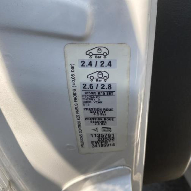 Porte avant droit PEUGEOT 207 Photo n°14