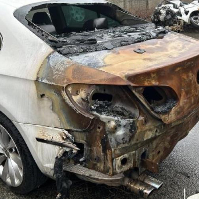 Porte avant gauche VOLKSWAGEN PASSAT 5 Photo n°19