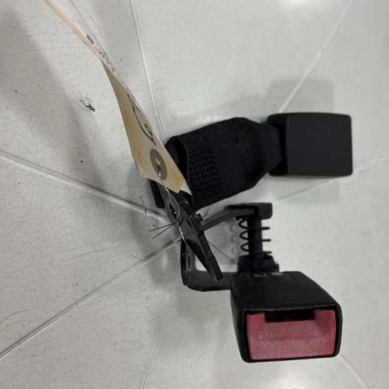 Attache ceinture arriere gauche BMW SERIE 5 E39 Photo n°3