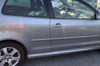 Calandre VOLKSWAGEN POLO 4