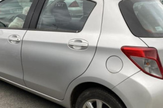 Bras essuie glace avant TOYOTA YARIS 3