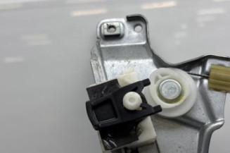 Leve vitre electrique avant droit RENAULT CLIO 3