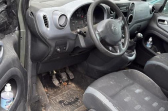 Crochet de remorquage CITROEN BERLINGO 2