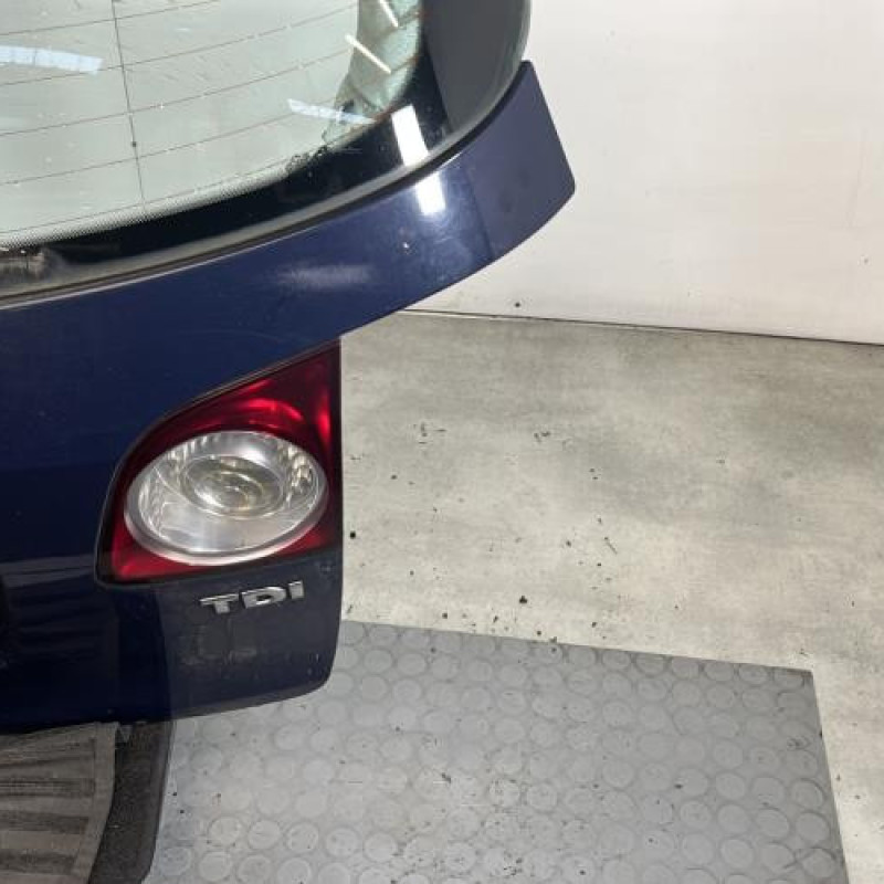 Malle/Hayon arriere VOLKSWAGEN GOLF PLUS Photo n°4