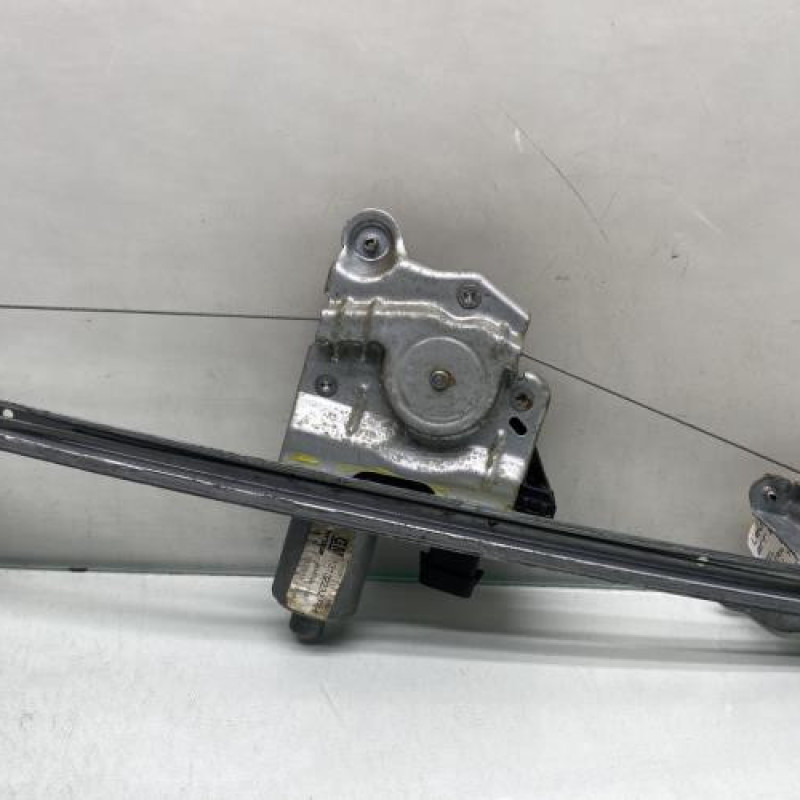 Leve vitre electrique arriere droit OPEL ZAFIRA B Photo n°1