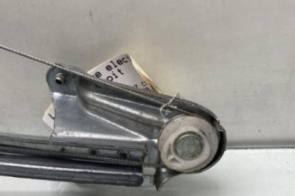 Leve vitre electrique arriere droit OPEL ZAFIRA B