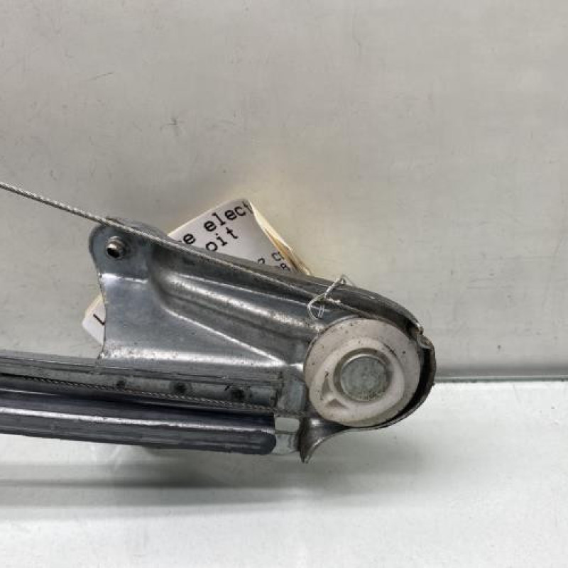 Leve vitre electrique arriere droit OPEL ZAFIRA B Photo n°3