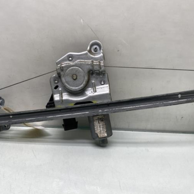 Leve vitre electrique arriere gauche OPEL ZAFIRA B Photo n°1