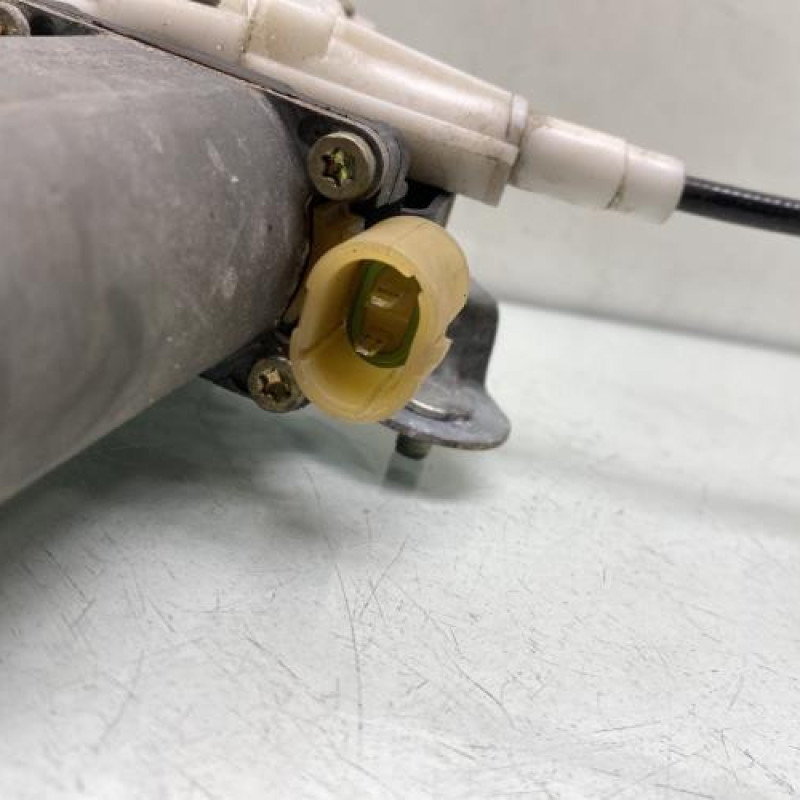 Leve vitre electrique avant droit RENAULT MEGANE 1 Photo n°4