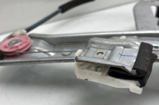 Leve vitre electrique avant droit PEUGEOT 208 1