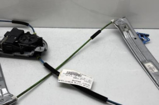 Leve vitre electrique avant gauche PEUGEOT 208 1 Photo n°1