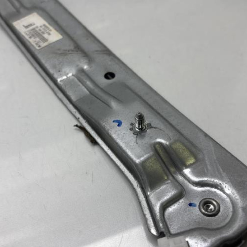 Leve vitre electrique avant gauche PEUGEOT 208 1 Photo n°4