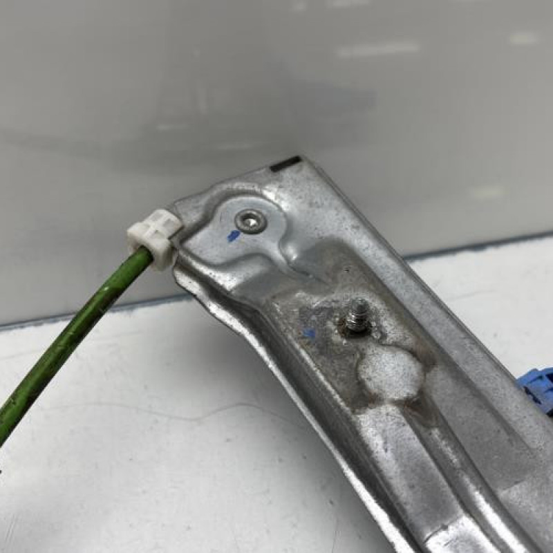 Leve vitre electrique avant gauche PEUGEOT 208 1 Photo n°5