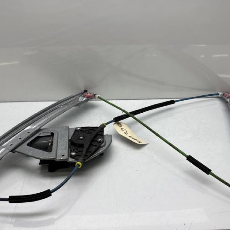 Leve vitre electrique avant gauche PEUGEOT 208 1 Photo n°10