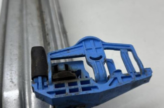 Leve vitre electrique avant gauche PEUGEOT 208 1