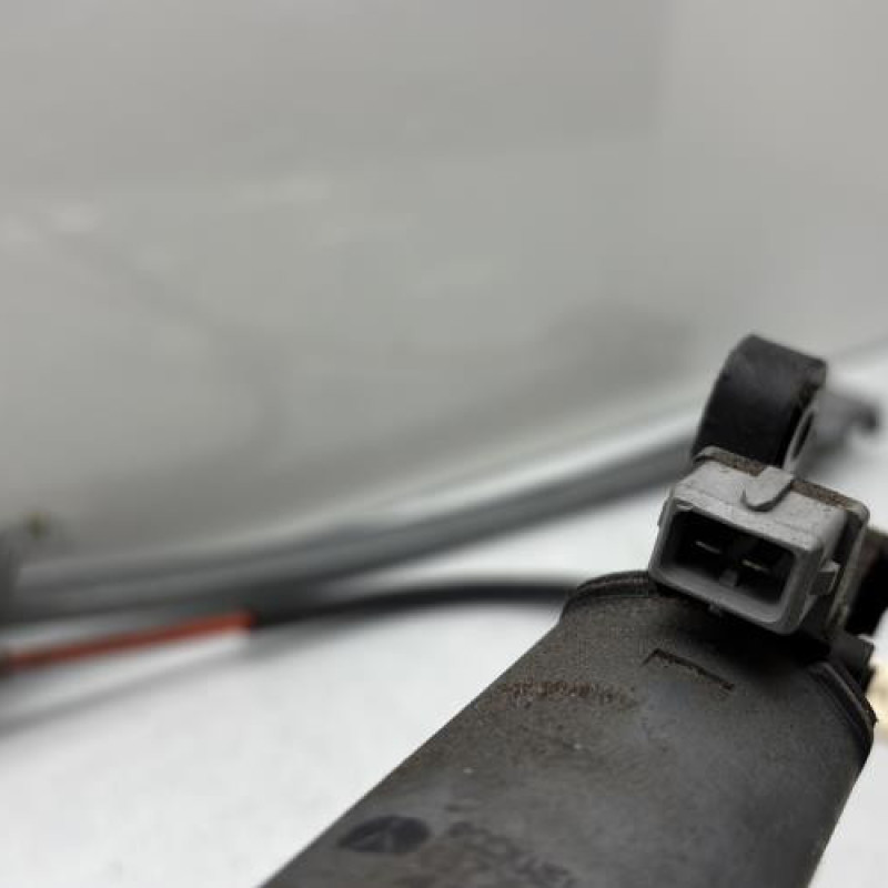 Leve vitre electrique avant gauche CITROEN SAXO Photo n°5