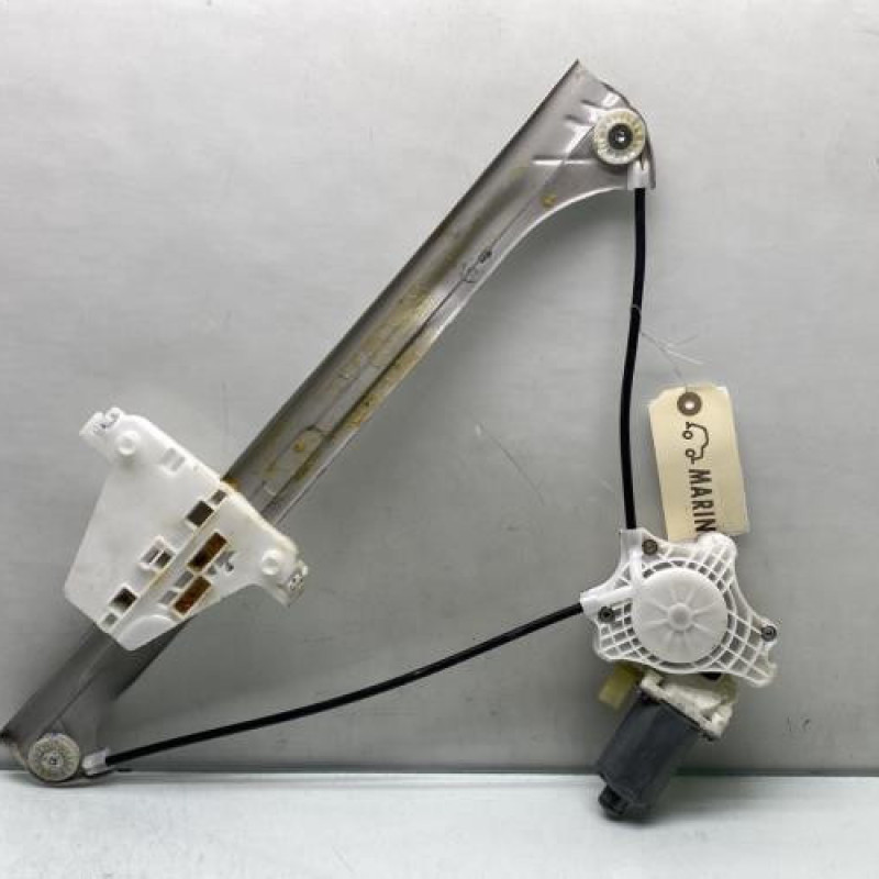 Leve vitre electrique avant droit VOLKSWAGEN FOX Photo n°1