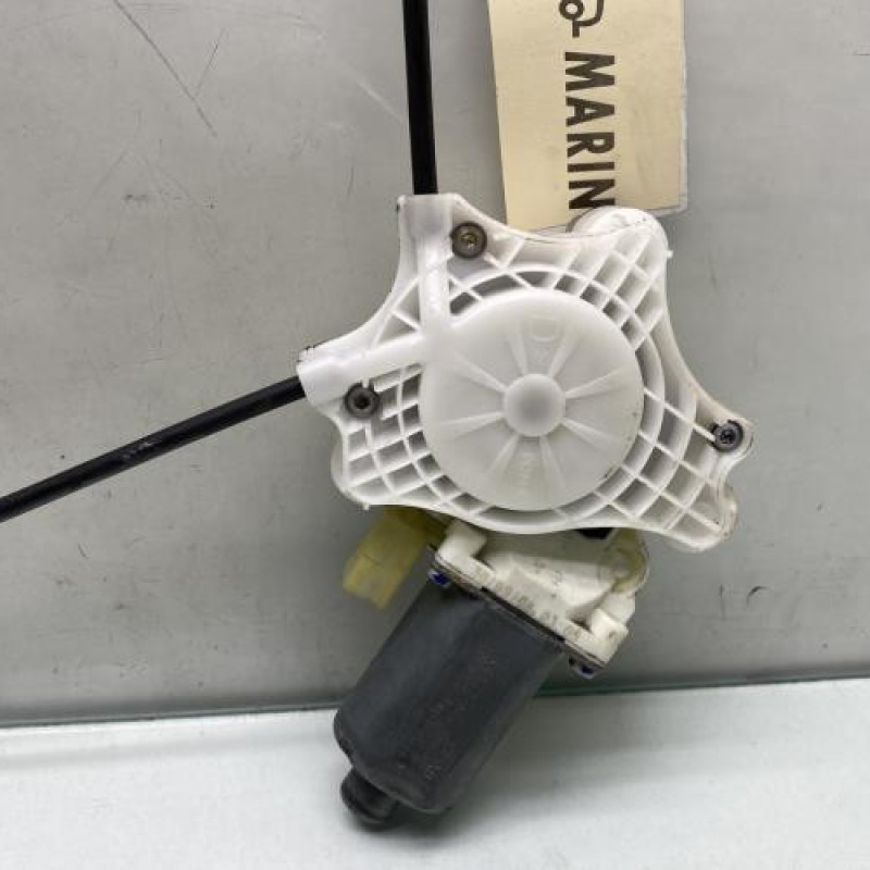 Leve vitre electrique avant droit VOLKSWAGEN FOX Photo n°3