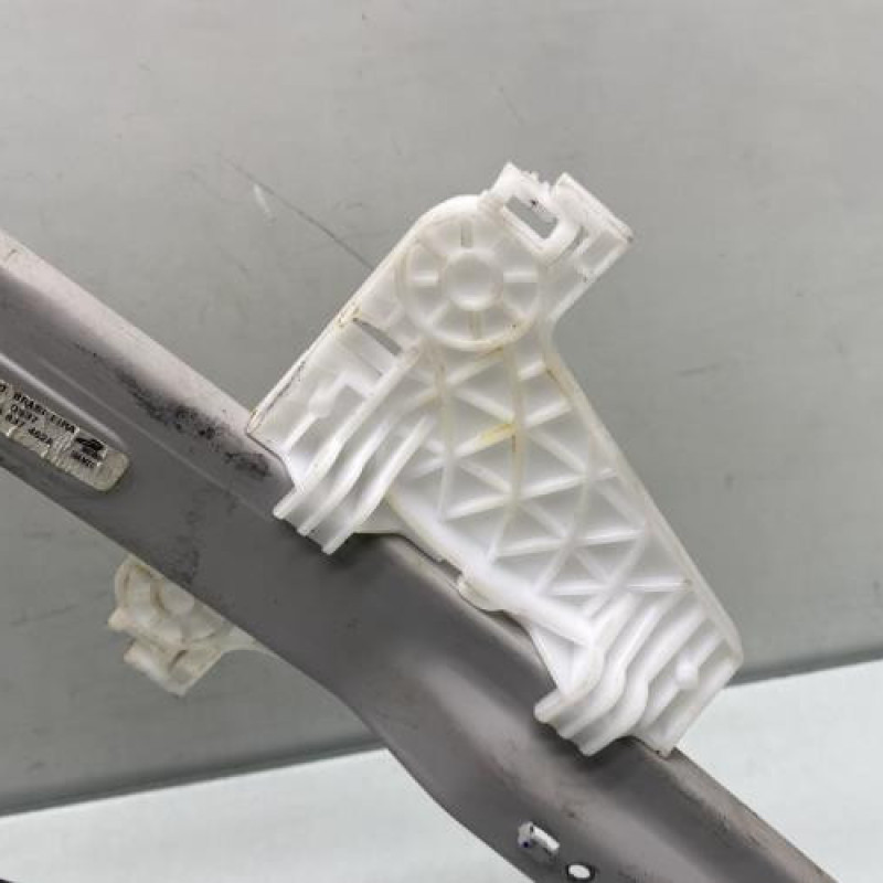 Leve vitre electrique avant droit VOLKSWAGEN FOX Photo n°4