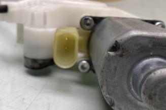 Leve vitre electrique avant droit VOLKSWAGEN FOX