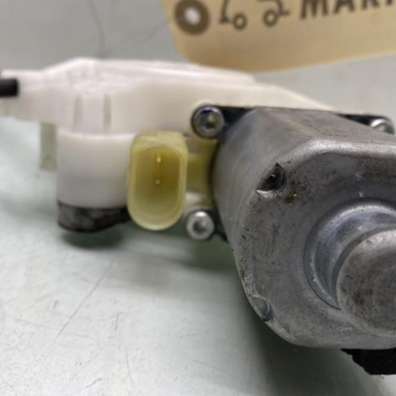 Leve vitre electrique avant droit VOLKSWAGEN FOX Photo n°6