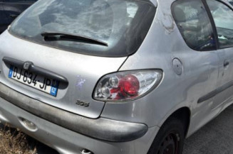 Bras essuie glace arriere PEUGEOT 206