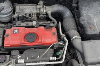 Bras essuie glace arriere PEUGEOT 206