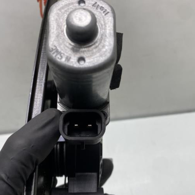 Leve vitre electrique avant droit FIAT GRANDE PUNTO Photo n°4