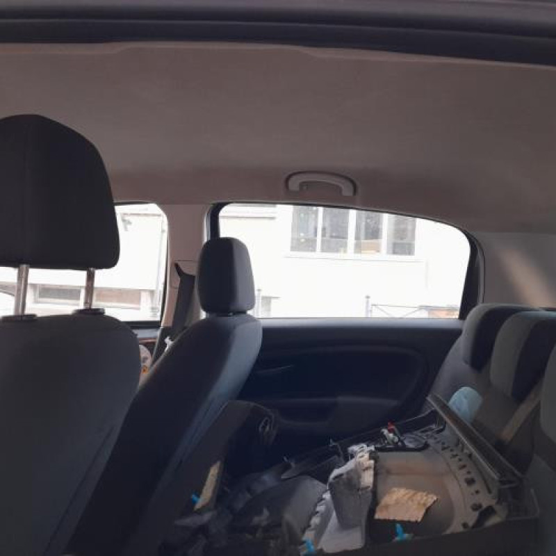 Leve vitre electrique avant droit FIAT GRANDE PUNTO Photo n°18