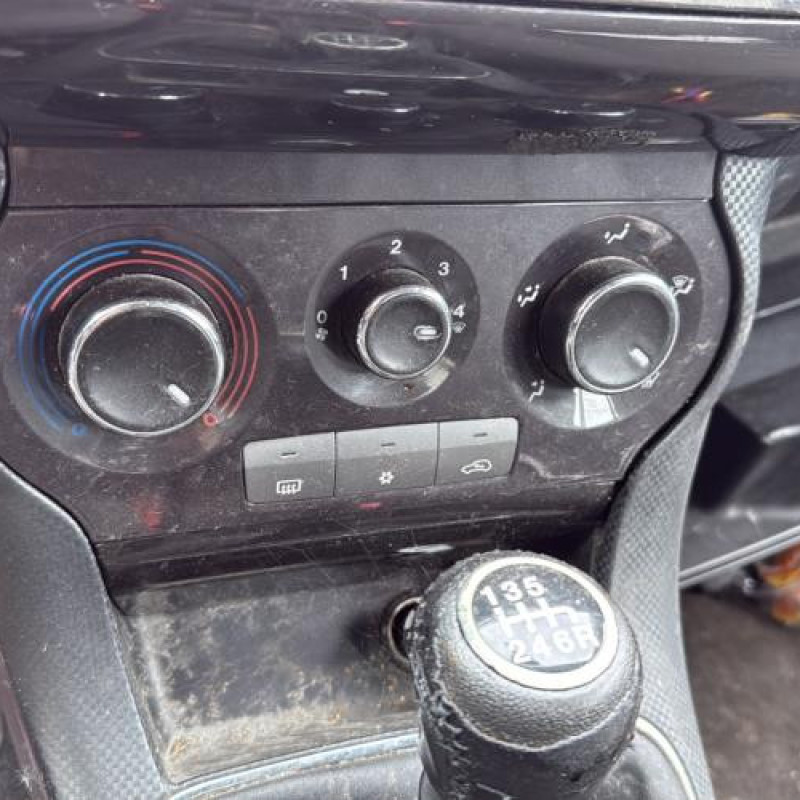 Bras essuie glace avant droit FIAT BRAVO 2 Photo n°13