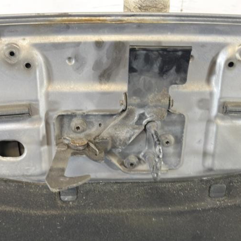 Capot VOLKSWAGEN POLO 4 Photo n°6