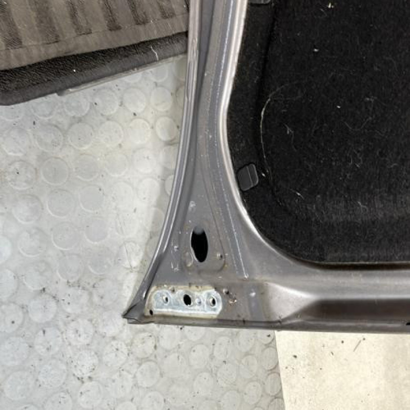 Capot VOLKSWAGEN POLO 4 Photo n°8