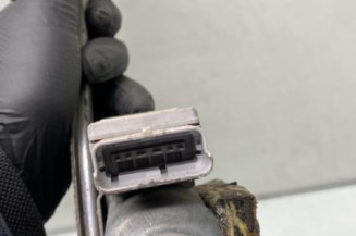 Leve vitre electrique avant droit OPEL TIGRA 2