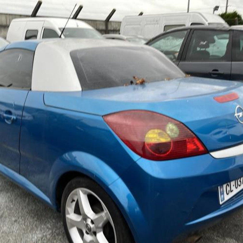 Leve vitre electrique avant droit OPEL TIGRA 2 Photo n°10