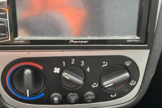 Leve vitre electrique avant droit OPEL TIGRA 2