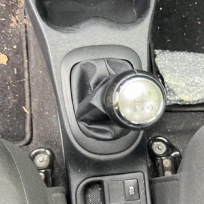 Bras essuie glace avant TOYOTA YARIS 3 Photo n°9