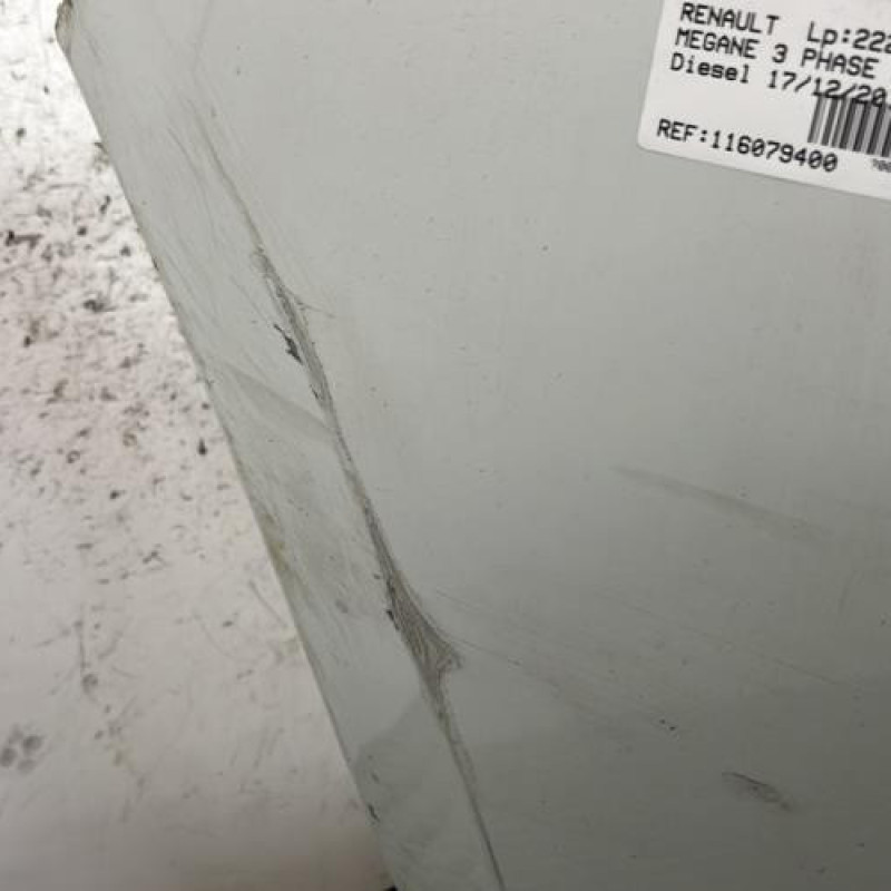 Pare choc arriere RENAULT MEGANE 3 Photo n°4