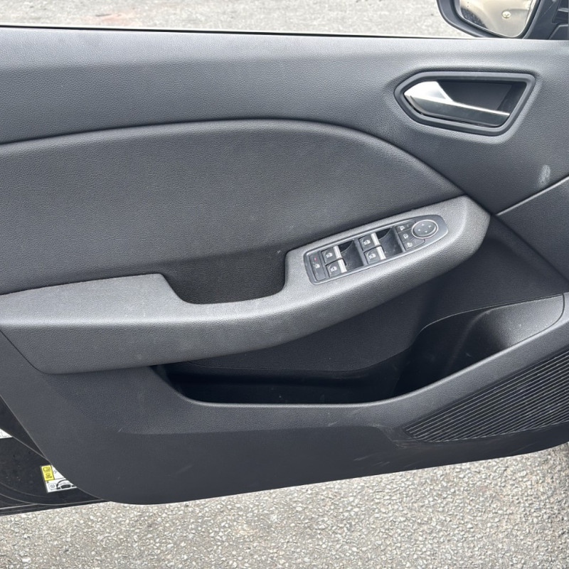 RENAULT CLIO 5 PHASE 1 1.0i - 12V TURBO TCE 100 Photo n°9